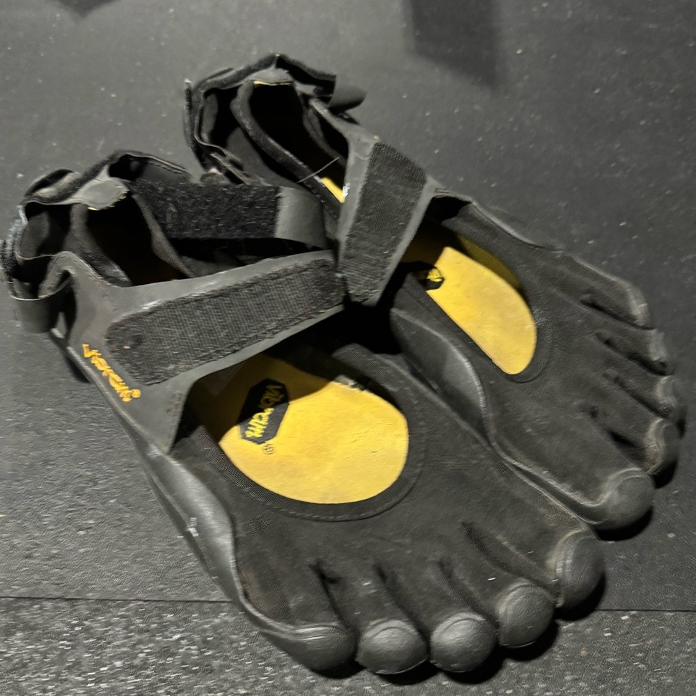 Vibram five fingers